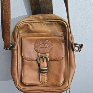 Classic Brown Leather Messenger Bag